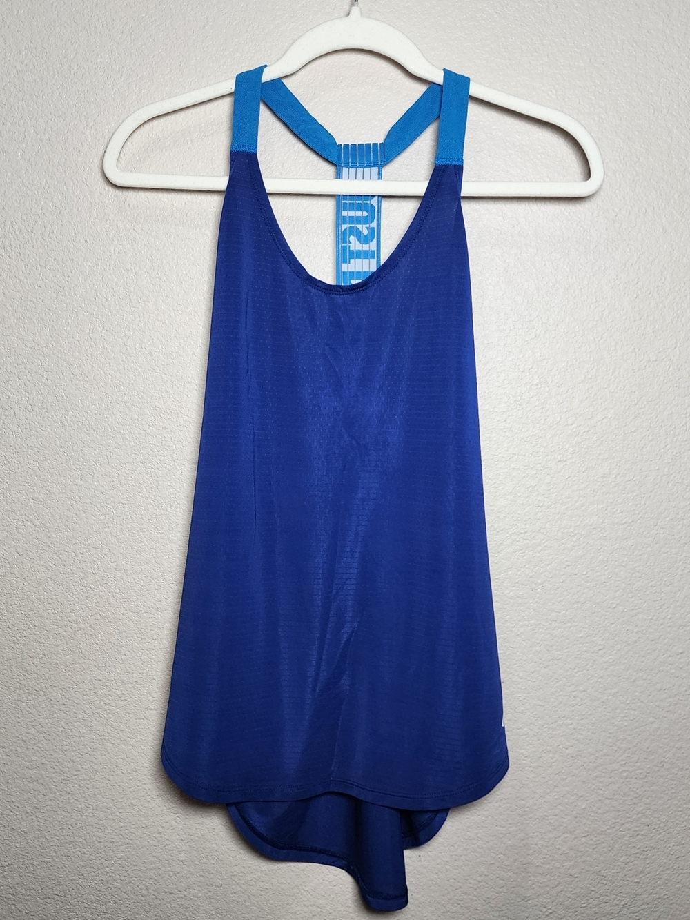 Nike Blue Racerback Active Tank Top - Performance Women's Top